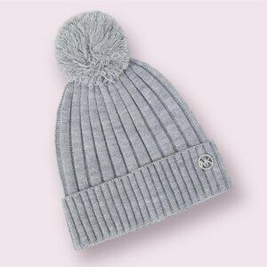 NEW Light Grey Michael Kors Beanie Pom Pom Knit Winter Hat MK Silver Logo Charm